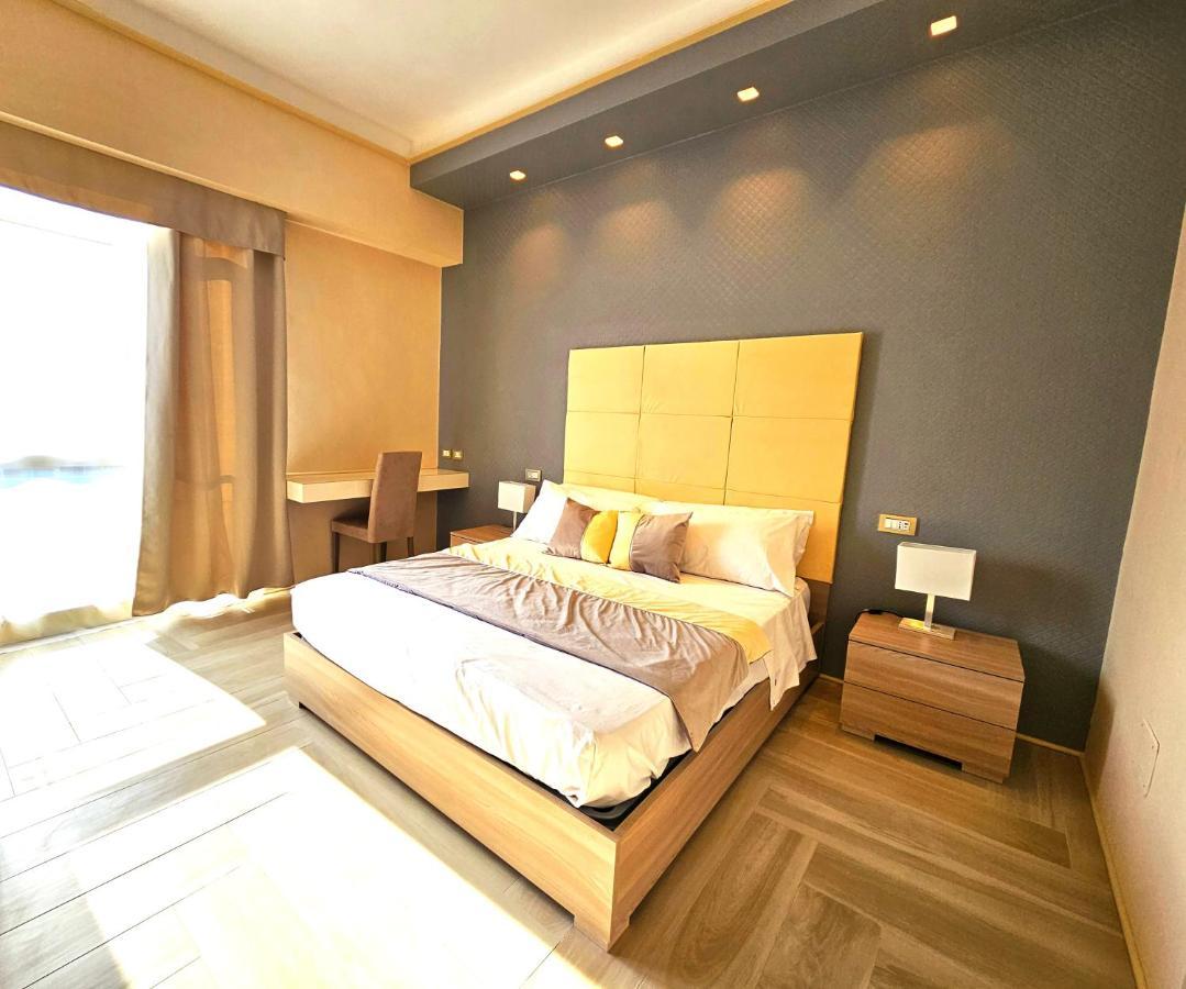 Astoria Supreme - Modern Boutique Suites Lecce Kültér fotó